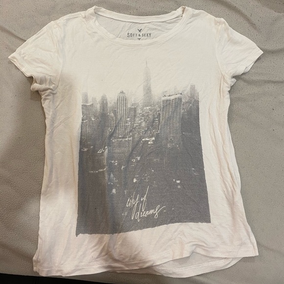 Tops - Picture 7 of 16